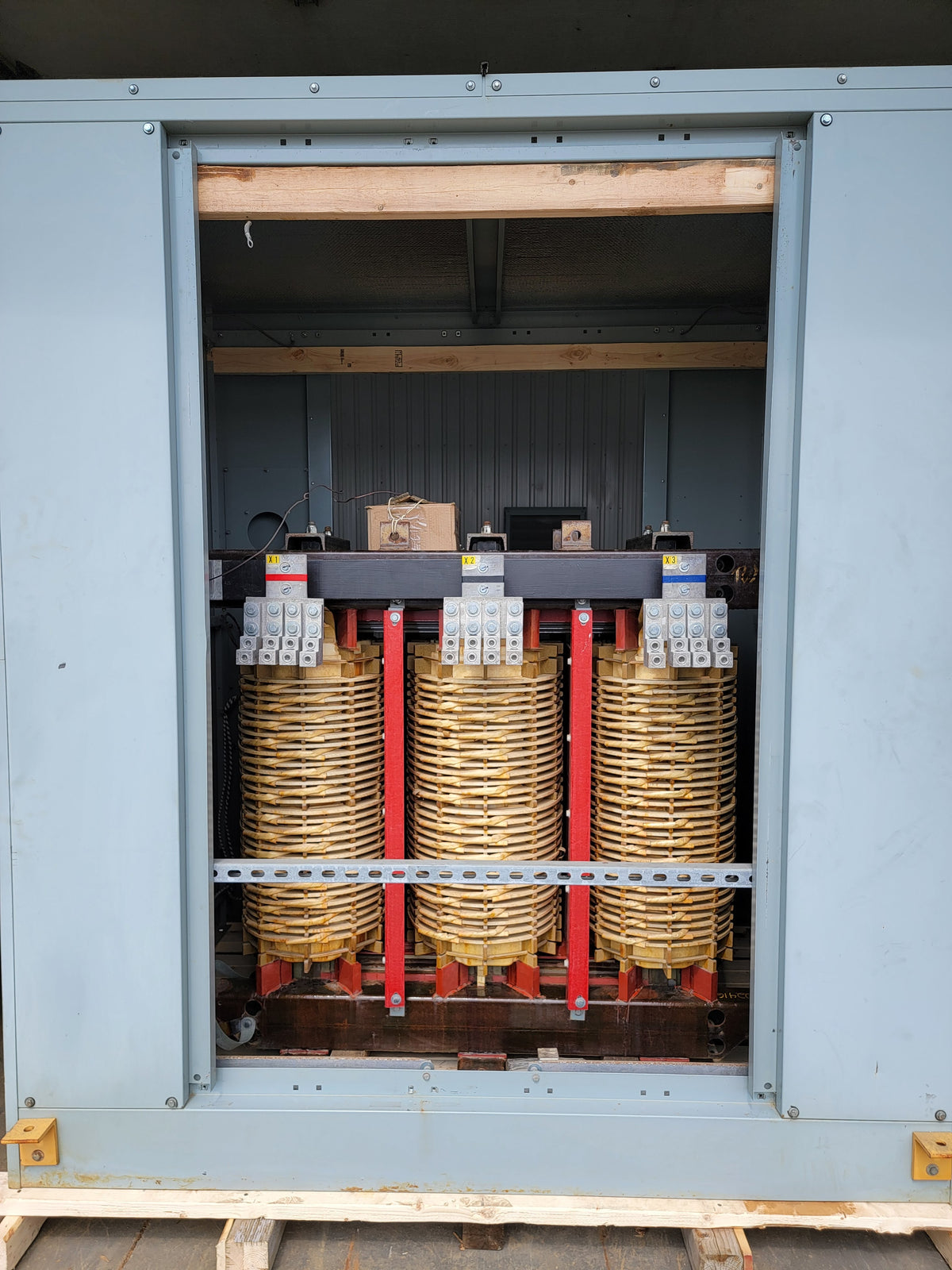 4160V - 600V 1500 KVA Transformer 3 Phase Dry in Type 3 Enclosure